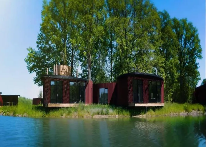 Forest-edge Retreat, *